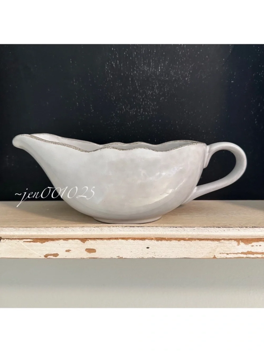 Carved Edge Gravy Boat Cream - Hearth & Hand Magnolia